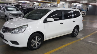 2017 Nissan Grand Livina SV M/T - Nego Halus Like New Tdp Rendah (s-0) 2017 Nissan Grand Livina SV M/T - Nego Halus Like New Tdp Rendah (s-0)