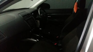 2015 Mitsubishi Outlander 2.0 - Mulus Siap Pakai (s-4) 2015 Mitsubishi Outlander 2.0 - Mulus Siap Pakai (s-4)