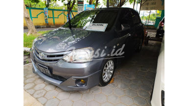 2014 Toyota Etios Valco G 2014 Toyota Etios Valco G
