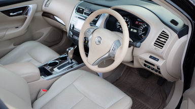 2014 Nissan Teana xv - New Model Gress Jarang Ada Terawat dp 70jt (s-4) 2014 Nissan Teana xv - New Model Gress Jarang Ada Terawat dp 70jt (s-4)