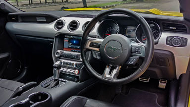 2016 Ford Mustang GT 5.0 - Mobil Pilihan (s-5) 2016 Ford Mustang GT 5.0 - Mobil Pilihan (s-5)