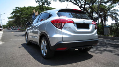 2015 Honda HR-V E 1.5 - Mobil Pilihan (s-3) 2015 Honda HR-V E 1.5 - Mobil Pilihan (s-3)