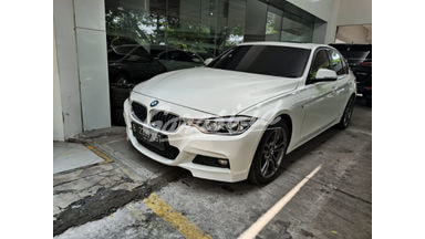 2016 BMW 330i M Sport - Seperti Baru Harga Nego 2016 BMW 330i M Sport - Seperti Baru Harga Nego