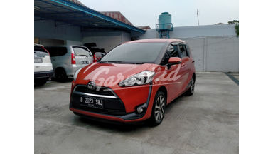 2016 Toyota Sienta V 2016 Toyota Sienta V