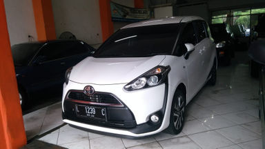 2017 Toyota Sienta V CVT - Istimewa (s-0) 2017 Toyota Sienta V CVT - Istimewa (s-0)