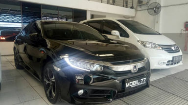 2017 Honda Civic 1.5L Vtec Turbo - Bekas Berkualitas (s-4) 2017 Honda Civic 1.5L Vtec Turbo - Bekas Berkualitas (s-4)
