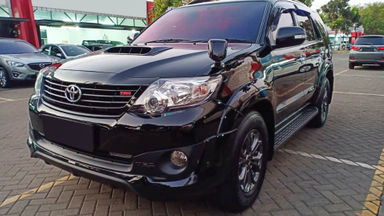 2015 Toyota Fortuner G VNT TRD - Mobil Pilihan 2015 Toyota Fortuner G VNT TRD - Mobil Pilihan