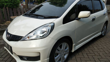 2012 Honda Jazz RS - Mulus Banget (s-0) 2012 Honda Jazz RS - Mulus Banget (s-0)