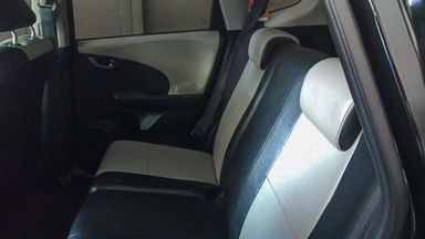 2014 Honda Jazz RS - Mobil Pilihan (s-5) 2014 Honda Jazz RS - Mobil Pilihan (s-5)