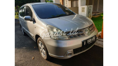 2010 Nissan Grand Livina xv - Terawat 2010 Nissan Grand Livina xv - Terawat