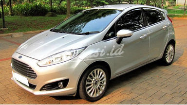 2014 Ford Fiesta S Facelift 2014 Ford Fiesta S Facelift