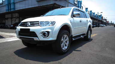 2013 Mitsubishi Pajero Dakar - Mobil Pilihan (s-0) 2013 Mitsubishi Pajero Dakar - Mobil Pilihan (s-0)