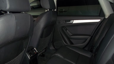 2013 Audi A4 1.8 T - Kondisi prima, siap pakai (s-1) 2013 Audi A4 1.8 T - Kondisi prima, siap pakai (s-1)