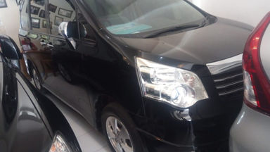 2012 Toyota Nav1 V - Kondisi Mulus Tinggal Pakai 2012 Toyota Nav1 V - Kondisi Mulus Tinggal Pakai