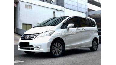 2015 Honda Freed E PSD 2015 Honda Freed E PSD