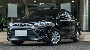 2013 Toyota Vios E - Mobil Pilihan (s-0) 2013 Toyota Vios E - Mobil Pilihan (s-0)