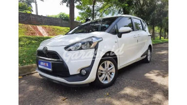 2016 Toyota Sienta G 2016 Toyota Sienta G