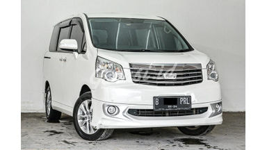 2014 Toyota Nav1 V 2014 Toyota Nav1 V