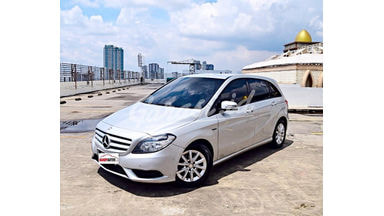 2012 Mercedes Benz B-Class B200 Urban 2012 Mercedes Benz B-Class B200 Urban