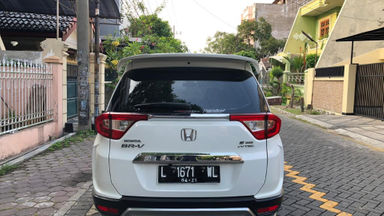 2016 Honda BR-V E Prestige - White "KM Rendah" Record Service (s-3) 2016 Honda BR-V E Prestige - White "KM Rendah" Record Service (s-3)