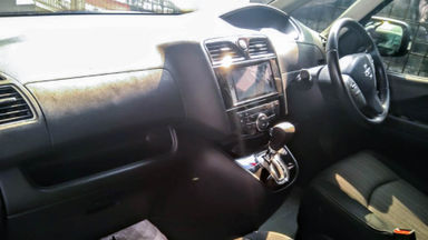 2018 Nissan Serena Highway Star - Mobil Pilihan (s-5) 2018 Nissan Serena Highway Star - Mobil Pilihan (s-5)