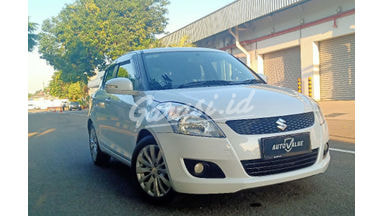 2015 Suzuki Swift GX - Mobil Pilihan 2015 Suzuki Swift GX - Mobil Pilihan