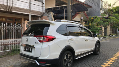 2016 Honda BR-V E Prestige - White "KM Rendah" Record Service (s-4) 2016 Honda BR-V E Prestige - White "KM Rendah" Record Service (s-4)
