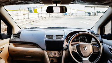 2016 Suzuki Ertiga Dreza 1.4 - Mobil Pilihan (s-9) 2016 Suzuki Ertiga Dreza 1.4 - Mobil Pilihan (s-9)