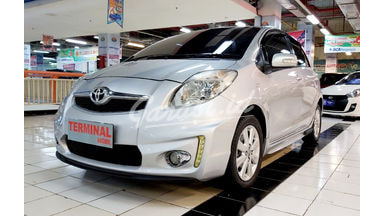2011 Toyota Yaris J 2011 Toyota Yaris J