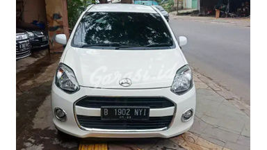 2015 Daihatsu Ayla x 2015 Daihatsu Ayla x