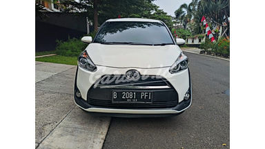 2018 Toyota Sienta G 2018 Toyota Sienta G