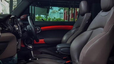 2014 MINI Cooper S Turbo - Mobil Pilihan (s-6) 2014 MINI Cooper S Turbo - Mobil Pilihan (s-6)