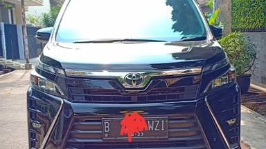 2018 Toyota Voxy mpv - Istimewa siap pakai 2018 Toyota Voxy mpv - Istimewa siap pakai