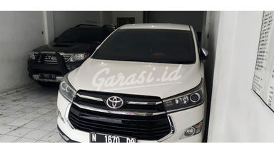 2017 Toyota Kijang Innova Venturer R - Terawat Siap Pakai 2017 Toyota Kijang Innova Venturer R - Terawat Siap Pakai