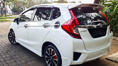 2017 Honda Jazz RS CVT - Mobil Pilihan (s-2) 2017 Honda Jazz RS CVT - Mobil Pilihan (s-2)