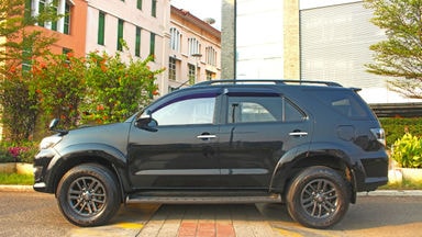2015 Toyota Fortuner G VNT - ada record service toyota (s-2) 2015 Toyota Fortuner G VNT - ada record service toyota (s-2)
