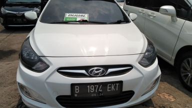 2013 Hyundai Grand Avega GL - Good Condition 2013 Hyundai Grand Avega GL - Good Condition
