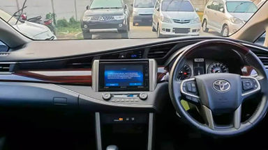 2016 Toyota Kijang Innova Q - Mobil Pilihan (s-5) 2016 Toyota Kijang Innova Q - Mobil Pilihan (s-5)