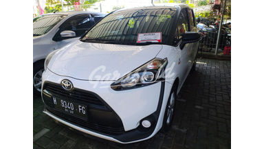 2016 Toyota Sienta E 2016 Toyota Sienta E