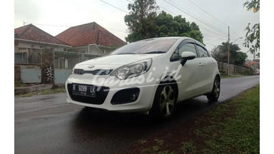 2014 KIA Rio MT - Proses Cepat Dan Mudah 2014 KIA Rio MT - Proses Cepat Dan Mudah