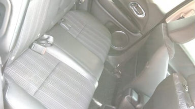 2015 Honda HR-V E CVT - Kondisi Mulus Terawat (s-6) 2015 Honda HR-V E CVT - Kondisi Mulus Terawat (s-6)