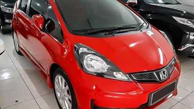 2014 Honda Jazz RS - Mobil Pilihan (s-1) 2014 Honda Jazz RS - Mobil Pilihan (s-1)