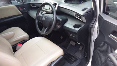2012 Honda Freed E - Good Condition, siap pakai Mulus Terawat (s-6) 2012 Honda Freed E - Good Condition, siap pakai Mulus Terawat (s-6)