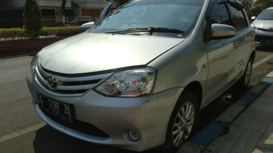 2013 Toyota Etios Valco E - Siap Pakai & Nego 2013 Toyota Etios Valco E - Siap Pakai & Nego