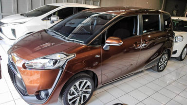 2016 Toyota Sienta 1.5 V CVT - Mobil Pilihan 2016 Toyota Sienta 1.5 V CVT - Mobil Pilihan