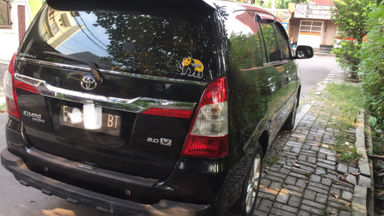 2010 Toyota Kijang Innova 2.0 V - Barang Bagus Siap Pakai (s-3) 2010 Toyota Kijang Innova 2.0 V - Barang Bagus Siap Pakai (s-3)