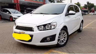 2014 Chevrolet Aveo LTZ SONIC - Siap pakai 2014 Chevrolet Aveo LTZ SONIC - Siap pakai