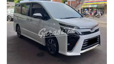 2020 Toyota Voxy 2.0 - Mobil Pilihan 2020 Toyota Voxy 2.0 - Mobil Pilihan