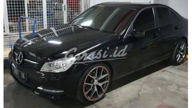 2012 Mercedes Benz C-Class C200 CGI 7G Tronic 2012 Mercedes Benz C-Class C200 CGI 7G Tronic