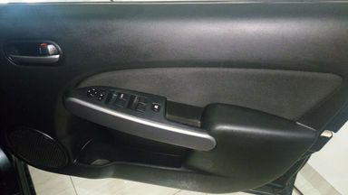 2012 Mazda 2 V Matic - Siap Pakai Dan Mulus (s-10) 2012 Mazda 2 V Matic - Siap Pakai Dan Mulus (s-10)